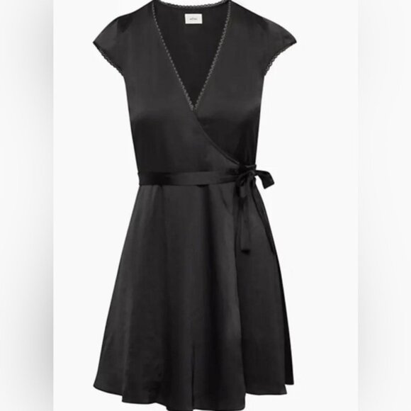 Wilfred Aritzia Lace Wrap Dress Black XS - Picture 1 of 7